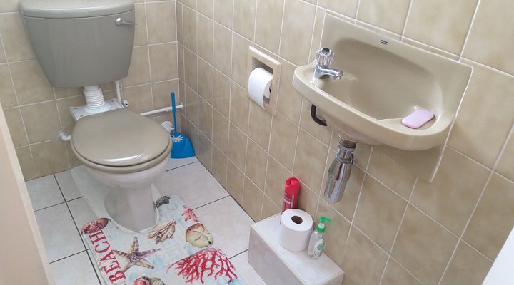 DJ'S B&B in Table View Cape Town