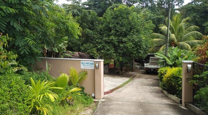 Belle Montagne Holiday