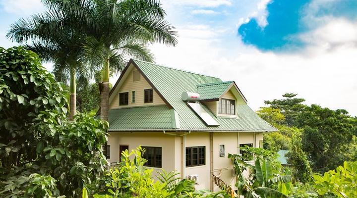 Belle Montagne Holiday