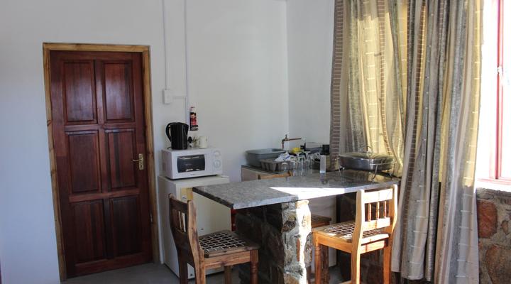 Tot Hier Toe Padstal