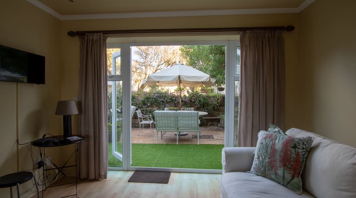 Small Bay Beach Suites