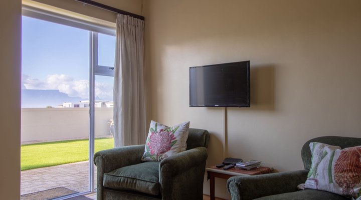 Small Bay Beach Suites