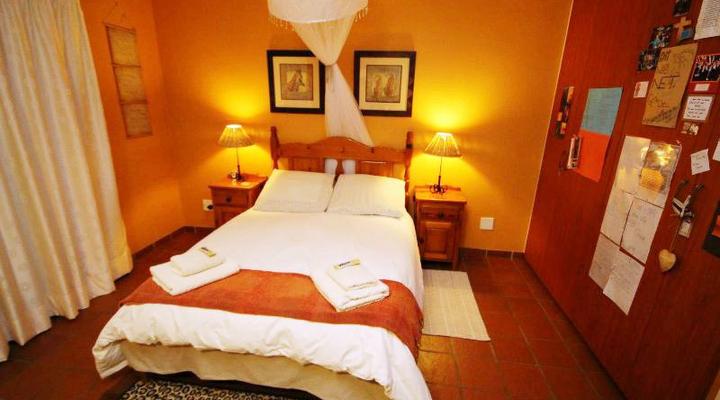 O Live Life Guest House - La Rochelle Farm