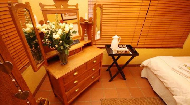 O Live Life Guest House - La Rochelle Farm