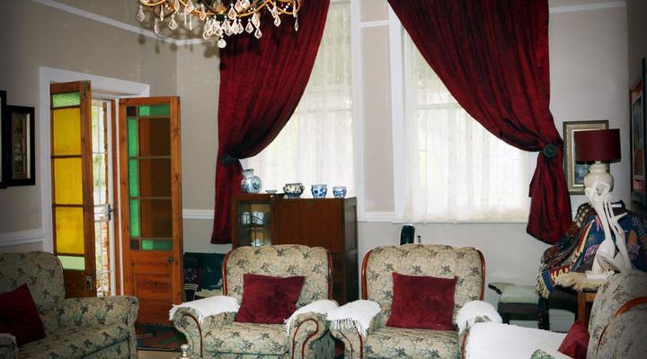 Ouplaas Town Guest House