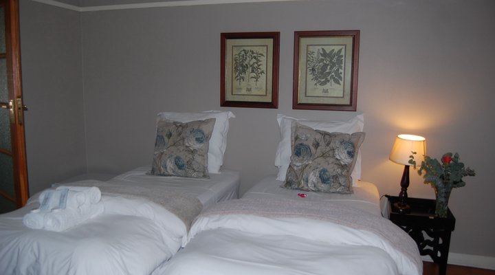 Hampton Court Guest House