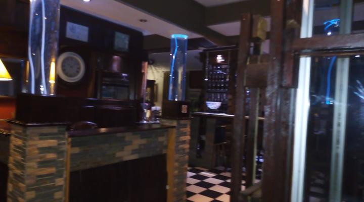 Bread & Barrel Bellville Guesthouse