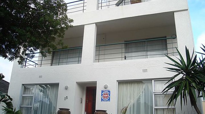 Suburban Lodge