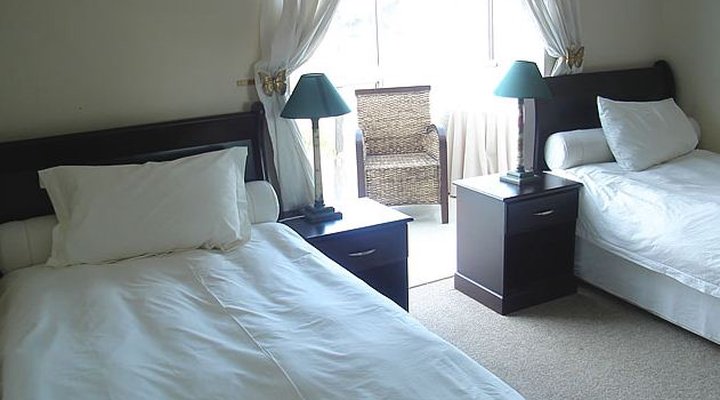 Suburban Lodge