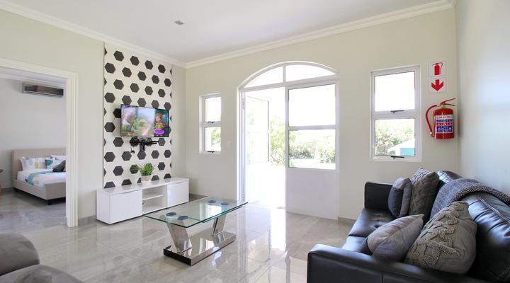 Caribbean Estate Deluxe