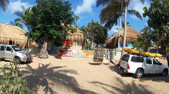 Nao Faz Mal - The Nut Hut