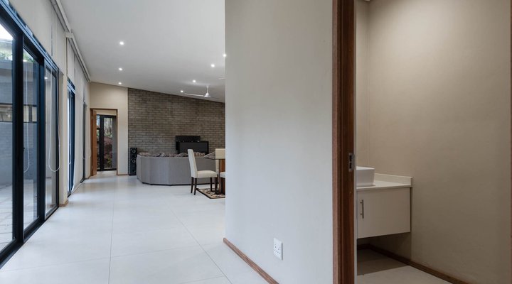 8 Zuleni Private Estate