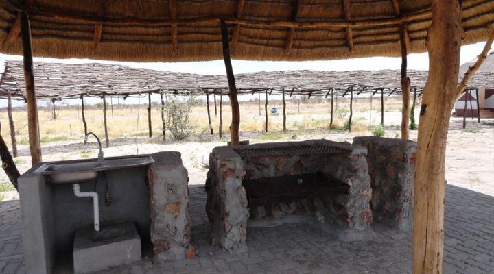 Pelican Lodge and Camping