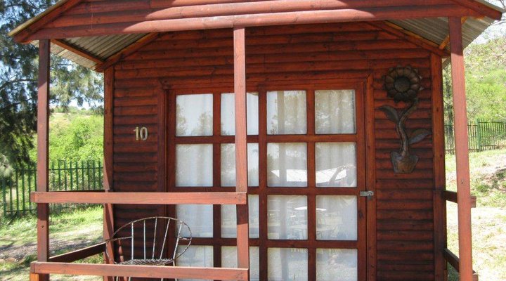 Summer Place Backpackers Lodge