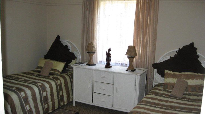 Summer Place Backpackers Lodge