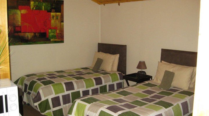 Summer Place Backpackers Lodge