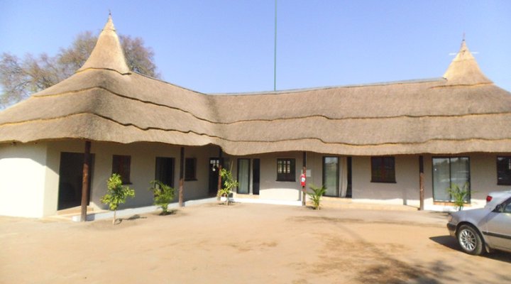 Hanyani Lodge
