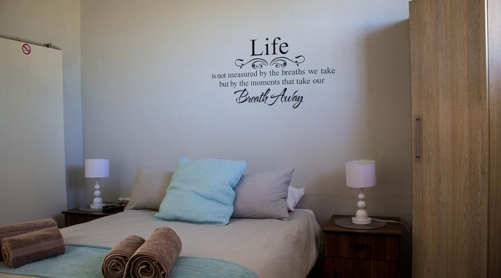 Loeriesfontein Windpomp Gastehuis