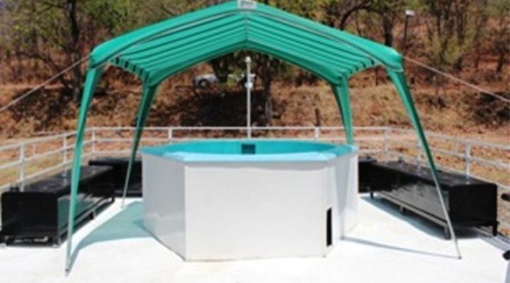 What A Pleasure Houseboat