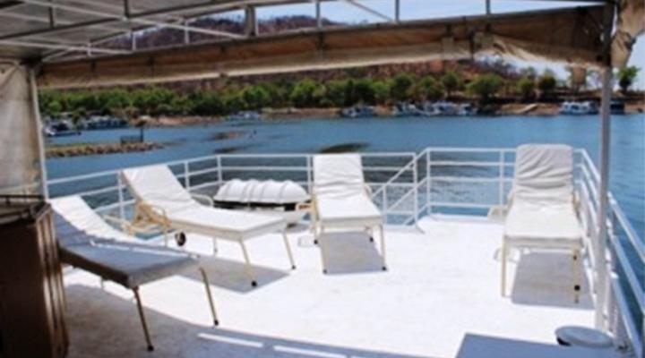 What A Pleasure Houseboat