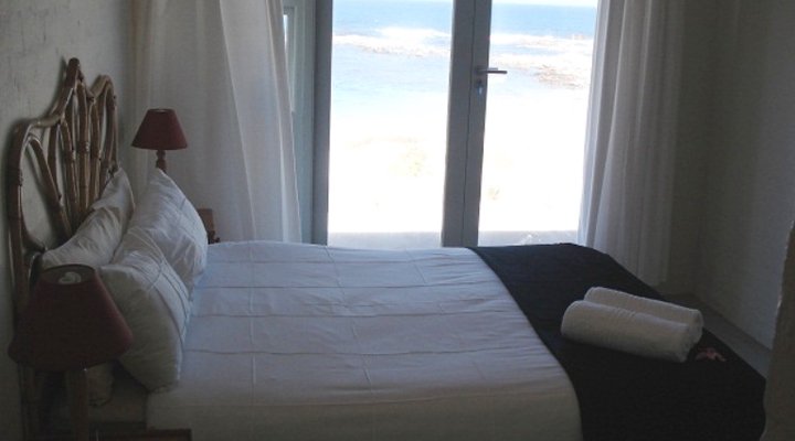 Beach House Accommodation – Kai Kai