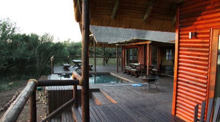 Royal Jozini Kujabula Lodge