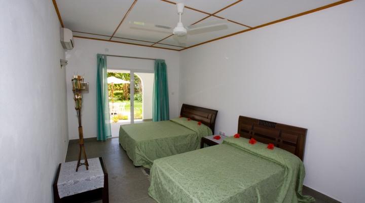 Hide Away Holiday Apartments