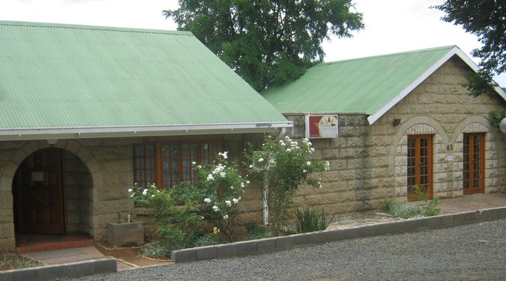 Lihlomo Guest House