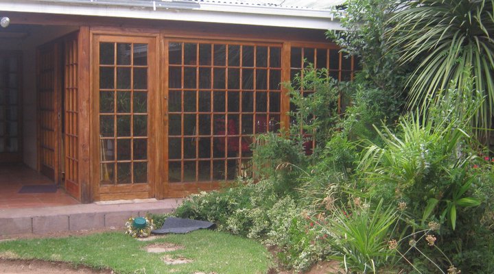 Lihlomo Guest House