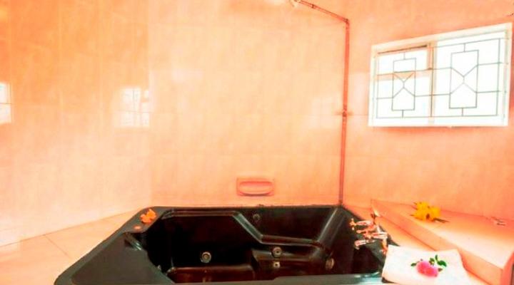 Bush Budget Hotel Kenya