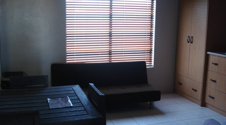 Beach House Accommodation - Stella Vista Flat 3 
