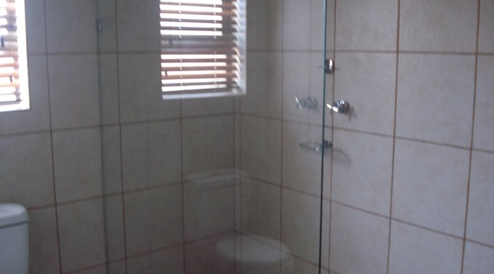 Beach House Accommodation - Stella Vista Flat 3 