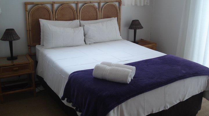 Beach House Accommodation – Oyster