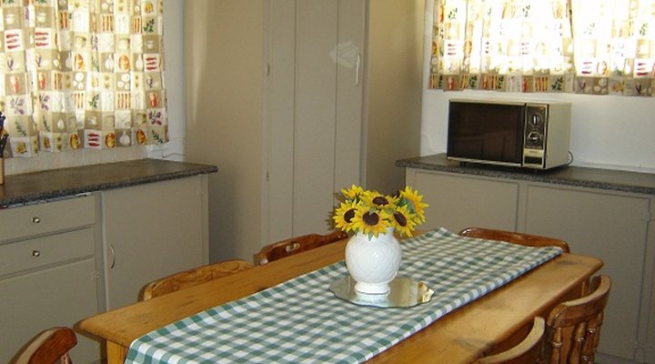 Green Door Guest Cottage - Venus Street