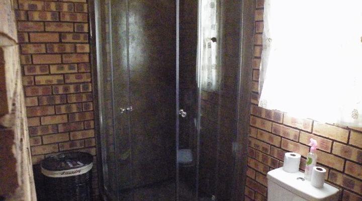 Bietjie Moeg Gastehuis