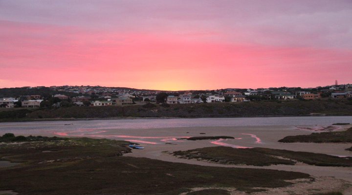 Die Ou Familie Strandhuis