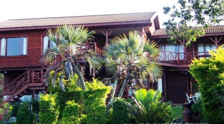 19th Hole Lodge