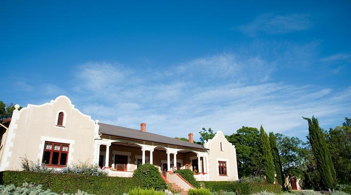 Waylands Country House