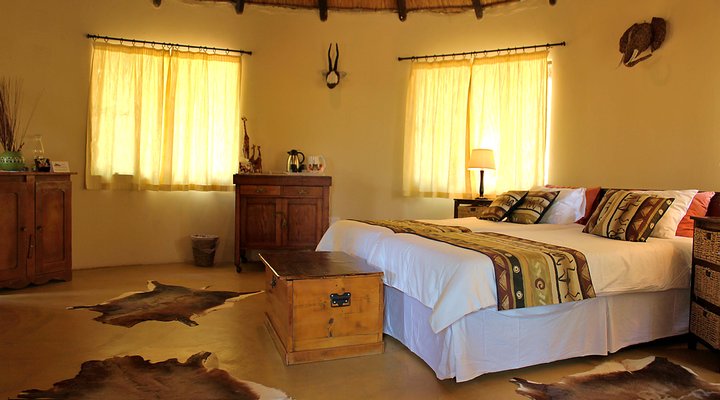 Leopard's View Game Lodge