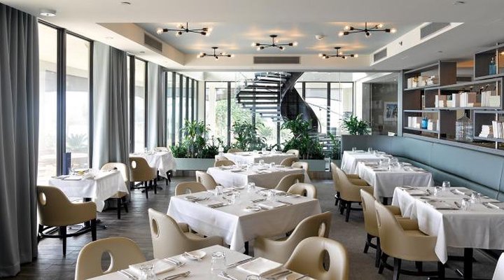 The Loren at Pink Beach