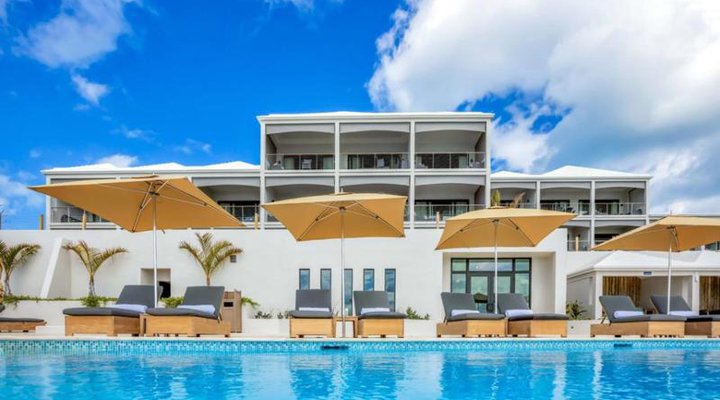 The Loren at Pink Beach