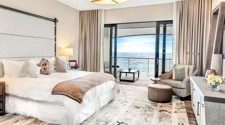 The Loren at Pink Beach