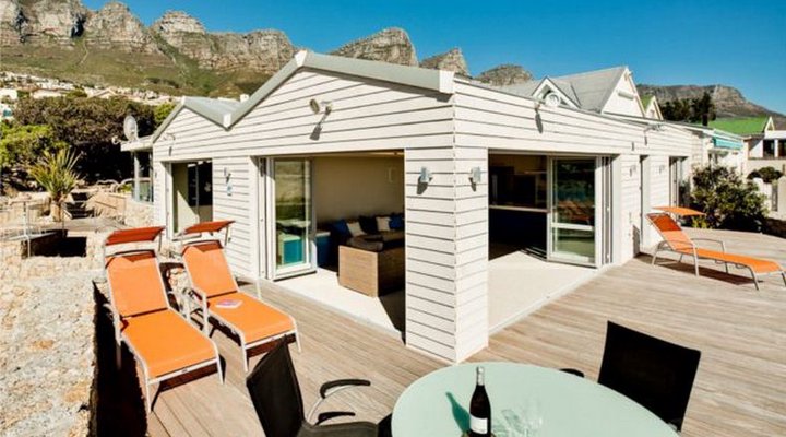 Beach House On The Rocks