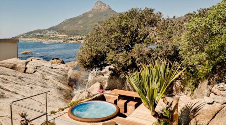 Beach House On The Rocks