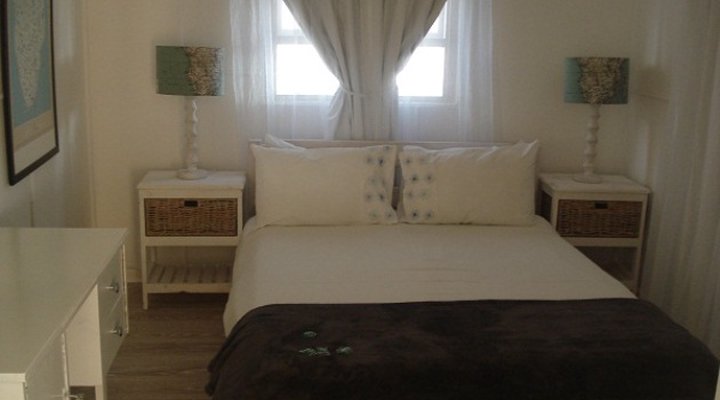 Beach House Accommodation - Mr Mussel and Sole Mate