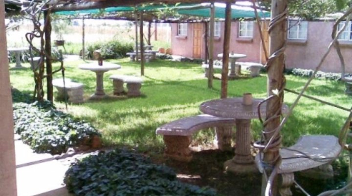 Aanwins Budget Stays