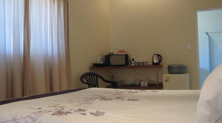 Chrizaan Guest House