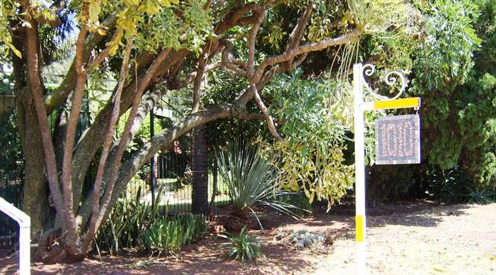 1010 Clifton Bed and Breakfast