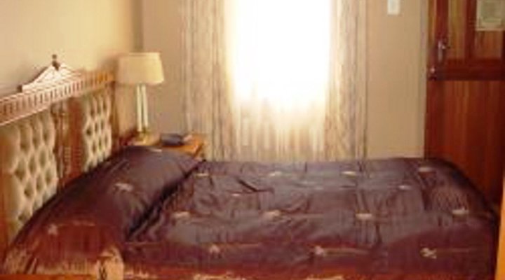 70 Blakeway Bed and Breakfast