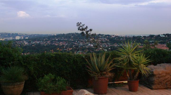 Dusk till Dawn Backpackers